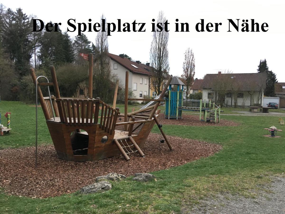 4-Zimmer Kinderfreundliche Ferienwohnung Friedrichshafen Dış mekan fotoğraf